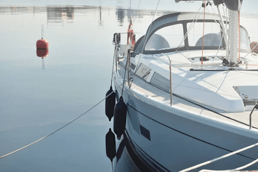 size of fenders of power boat.