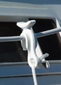 Read more about the article Taylor Made Boat Fender Clips for Secure Docking