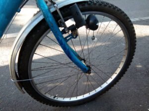Read more about the article “What Size Bike Fenders Do I Need? Easy Steps to Get the Perfect Fit!”